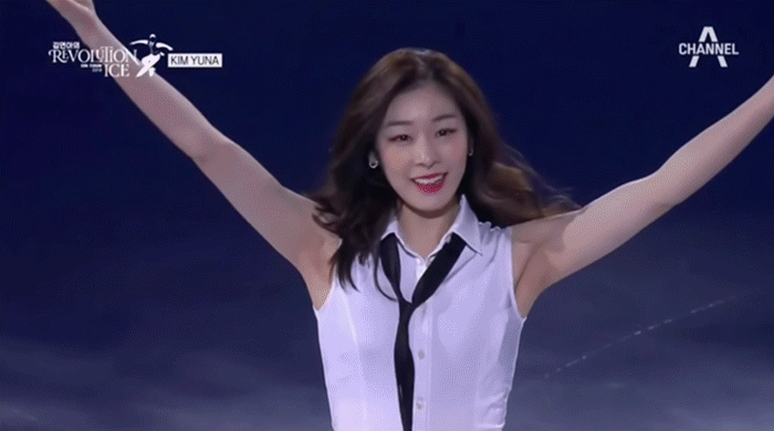 29B98974-5EC3-4200-BD1B-49B0404C4669.gif : 김연아 스페인 아이스쇼